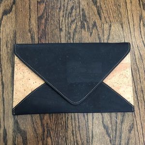 Women’s Clutch